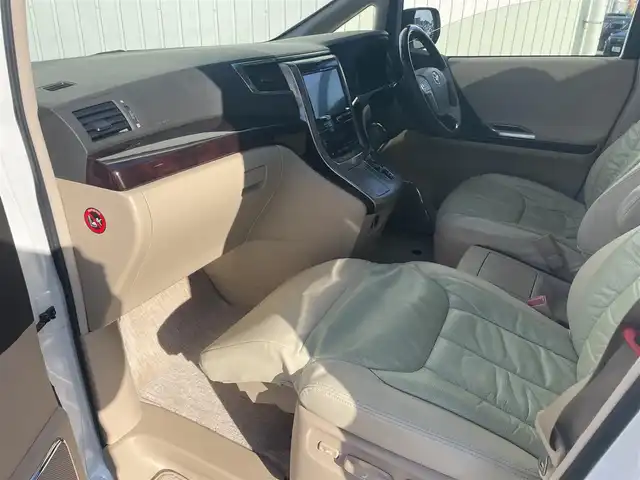 トヨタ アルファード 240G 富山県 2012(平24)年 4.9万km ホワイトパールクリスタルシャイン ワンオーナー／/ダブルサンルーフ／/純正８インチナビ／/フルセグＴＶ／/Ｂｌｕｅｔｏｏｔｈ／/ＤＶＤ再生／/車高調／/両側パワースライドドア／/パワーバックドア／/前席パワーシート／/７人乗り／/ＥＴＣ／/コーナーセンサー／/キセノンオートライト//LEDフォグライト/