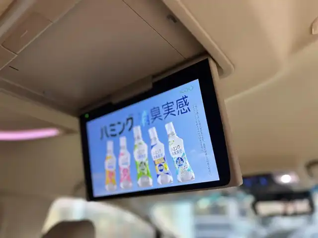 トヨタ アルファードハイブリット G 京都府 2019(平31)年 3.9万km ホワイトパールクリスタルシャイン ワンオーナー/4WD/純正10インチメモリーナビ、地デジ、Bluetooth/純正12インチ後部フリップダウンモニター/デジタルインナーミラー/本革シート（前席エアーシート/シートヒーター）/前席パワーシート/3眼LEDヘッドランプ/ビルトイン2.0ETC/両側パワースライドドア /パワーバックドア/運転席メモリーシート/USB端子/トヨタセーフティセンス/・プリクラッシュセーフティ/・ロードサインアシスト/・レーダークルーズコントロール/・オートマチックハイビーム/スペアキー/保証書/記録簿R4、R6