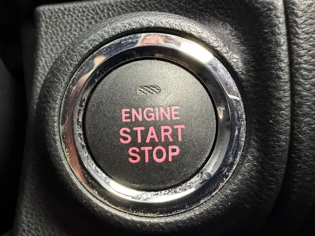 スバル フォレスター ハイブリッド アドバンス 愛知県 2018(平30)年 3.1万km クリスタルブラックシリカ アイサイト/サンルーフ/純正ナビ/Bluetooth接続/DVD/CD/フルセグTV/AM/FM/バック/サイドカメラ/ETC/レザーシート/メモリー付きパワーシート/シートヒーター/レーダークルーズコントロール/ステアリングスイッチ/ステアリングヒーター/クリアランスソナー/LEDヘッドライト/純正18インチアルミホイール