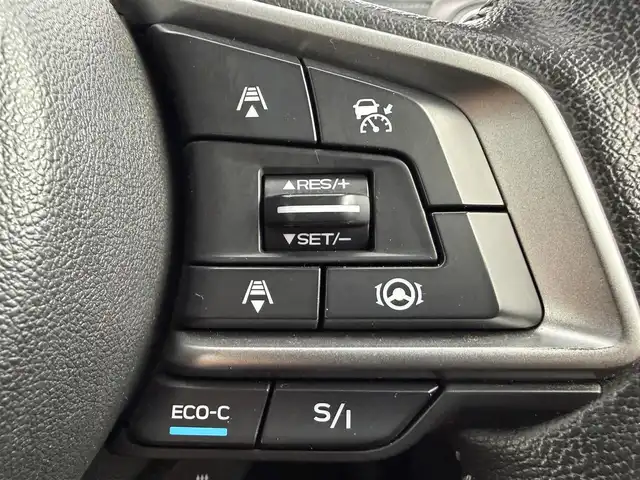 スバル フォレスター ハイブリッド アドバンス 愛知県 2018(平30)年 3.1万km クリスタルブラックシリカ アイサイト/サンルーフ/純正ナビ/Bluetooth接続/DVD/CD/フルセグTV/AM/FM/バック/サイドカメラ/ETC/レザーシート/メモリー付きパワーシート/シートヒーター/レーダークルーズコントロール/ステアリングスイッチ/ステアリングヒーター/クリアランスソナー/LEDヘッドライト/純正18インチアルミホイール