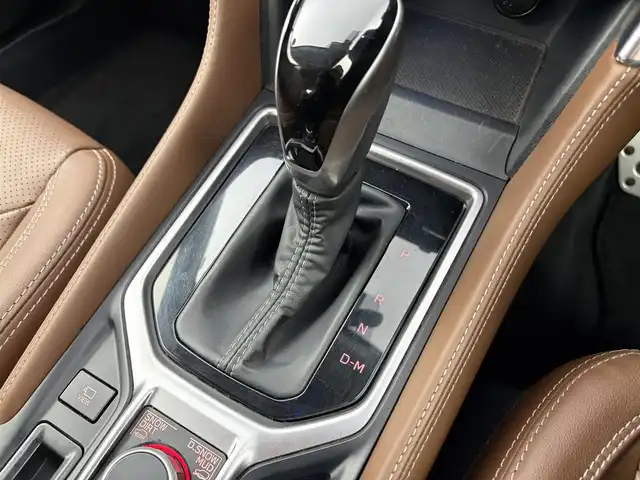 スバル フォレスター ハイブリッド アドバンス 愛知県 2018(平30)年 3.1万km クリスタルブラックシリカ アイサイト/サンルーフ/純正ナビ/Bluetooth接続/DVD/CD/フルセグTV/AM/FM/バック/サイドカメラ/ETC/レザーシート/メモリー付きパワーシート/シートヒーター/レーダークルーズコントロール/ステアリングスイッチ/ステアリングヒーター/クリアランスソナー/LEDヘッドライト/純正18インチアルミホイール