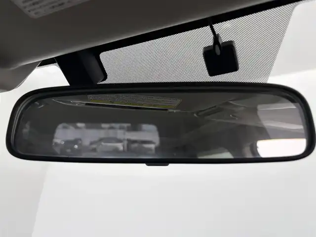 スバル フォレスター ハイブリッド アドバンス 愛知県 2018(平30)年 3.1万km クリスタルブラックシリカ アイサイト/サンルーフ/純正ナビ/Bluetooth接続/DVD/CD/フルセグTV/AM/FM/バック/サイドカメラ/ETC/レザーシート/メモリー付きパワーシート/シートヒーター/レーダークルーズコントロール/ステアリングスイッチ/ステアリングヒーター/クリアランスソナー/LEDヘッドライト/純正18インチアルミホイール