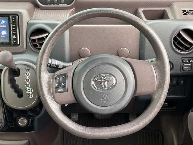 トヨタ スペイド F 千葉県 2013(平25)年 7.1万km ブラックマイカ 社外ナビ/(ワンセグTV/CD/DVD/ipod)/前後ドライブレコーダー/バックカメラ/パワースライドドア/ETC/LEDヘッドライト/フォグランプ/オートライト/ウィンカーミラー/電動格納ミラー/シートリフター/プッシュスタート/スマートキー/フロアマット/取扱説明書/保証書