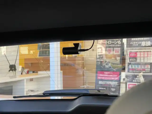 ポルシェ ポルシェ カイエン S 山梨県 2018(平30)年 4.4万km 青 ＳＲ　/薄茶革　/４ＺシートＨ／ベンチＬ／エアコン　/ブルメスター３ＤＳ　/１４ＷＡＹシート　/ナイトＡ　/イージーＣ　/ターボ２１ＡＷ　/アンビエントＬ　/ルーフレール　/マトリＬＥＤ　/純正メモリナビ　/全周囲Ｃ