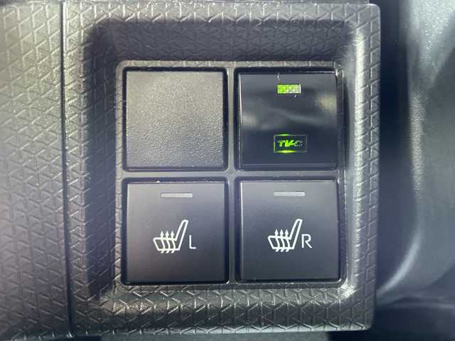 ダイハツ タント カスタム X 岡山県 2021(令3)年 2.9万km レーザーブルークリスタルシャイン 純正ナビ　NMZK-W71D/フルセグTV、Bluetooth、AM、FM/CD、DVD/全方位カメラ/両側パワースライドドア/前席シートヒーター/ハーフレザーシート/純正ドライブレコーダー/両側パワースライドドア/スマートキー/プッシュスタート/リアロールサンシェード/シートバックテーブル/スマートアシスト