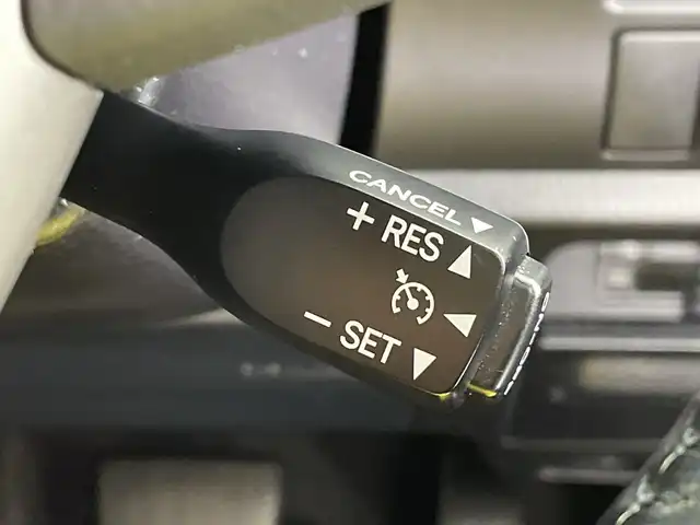トヨタ ヴォクシー ZS 煌Ⅱ 愛知県 2019(令1)年 4.5万km イナズマスパーキングブラックガラスフレーク 社外ナビ(CN-RE05WD)/・フルセグTV/・Bluetooth/・CD/DVD/両側電動パワースライドドア/セーフティセンス/・プリクラッシュセーフティシステム/・レーンディパーチャーアラート/・オートマチックハイビーム/・先行車発信告知機能/バックカメラ/ETC/LEDヘッドライト/革巻きステアリング/ステアリングスイッチ/MTモード付AT/リアオートエアコン/左右独立温度調整オートエアコン/エアバッグ(運転席/助手席)/純正アルミホイール(205/60/R16)