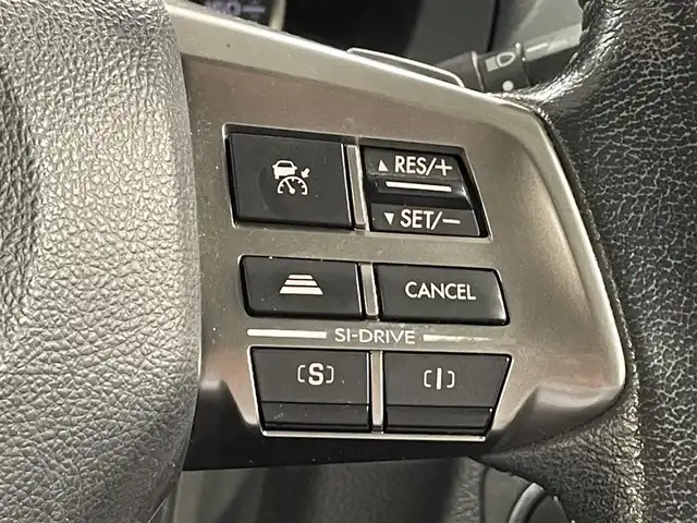 スバル フォレスター 2．0i－L アイサイト 愛知県 2013(平25)年 12.9万km パープルＭ カロッツェリアナビ/（Bluetooth/フルセグTV/CD・DVD再生/SD/AUX)/バックカメラ/アイサイト/シートヒーター/電動パワーシート/衝突軽減ブレーキ/レーダークルーズコントロール/アイドリングストップ/プッシュスタート/　　-スマートキー/純正フロアマット/純正アルミホイール