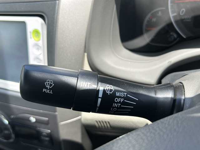 トヨタ カローラ アクシオ X HID エクストラリミテッド 兵庫県 2012(平24)年 2.1万km シルバーM 純正メモリナビ（AM・FM・ワンセグ・CD・DVD）　ETC　ISOFIX　プッシュスタート　オートライト　純正フロアマット　純正レース素材シートカバー　純正ドアバイザー