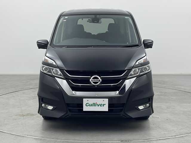 日産 セレナ ハイウェイスター 群馬県 2017(平29)年 7.1万km ダイヤモンドブラック 純正９型ナビ　純正１１型後席モニター　全周囲カメラ　衝突軽減ブレーキ　ハンズフリー両側電動スライドドア　ビルトインＥＴＣ　ドライブレコーダー　クリアランスソナー　オートライト　スマートキー　禁煙車
