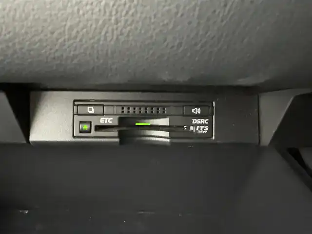 レクサス ＮＸ 300h Iパッケージ 長崎県 2015(平27)年 10.3万km ソニッククォーツ ・ナビ（フルセグTV・BT・CDDVD・SD・FMAM）/・バックカメラ/・ETC/・サンルーフ/・ステアリングヒーター/・クルーズコントロール/・DN席シートヒーター/・DN席パワーシート/・衝突軽減ブレーキ