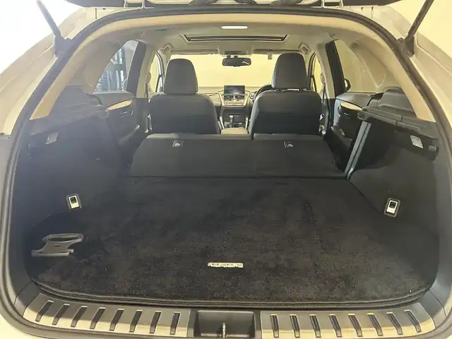 レクサス ＮＸ 300h Iパッケージ 長崎県 2015(平27)年 10.3万km ソニッククォーツ ・ナビ（フルセグTV・BT・CDDVD・SD・FMAM）/・バックカメラ/・ETC/・サンルーフ/・ステアリングヒーター/・クルーズコントロール/・DN席シートヒーター/・DN席パワーシート/・衝突軽減ブレーキ