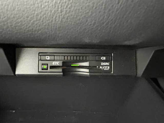レクサス ＮＸ 300h Iパッケージ 長崎県 2015(平27)年 10.3万km ソニッククォーツ 純正ナビ（フルセグTV・BT・CDDVD・SD・FMAM）/バックカメラ/ETC/サンルーフ/ステアリングヒーター/クルーズコントロール/DN席シートヒーター/DN席パワーシート/衝突軽減ブレーキ/パドルシフト/純正18インチAW/ステアリングスイッチ/パワーウィンドウ