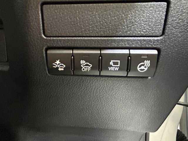 レクサス ＮＸ 300h Iパッケージ 長崎県 2015(平27)年 10.3万km ソニッククォーツ 純正ナビ（フルセグTV・BT・CDDVD・SD・FMAM）/バックカメラ/ETC/サンルーフ/ステアリングヒーター/クルーズコントロール/DN席シートヒーター/DN席パワーシート/衝突軽減ブレーキ/パドルシフト/純正18インチAW/ステアリングスイッチ/パワーウィンドウ