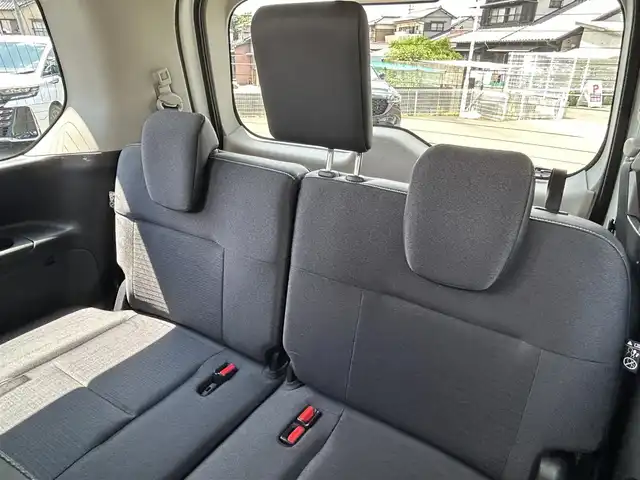 日産 セレナ ハイウェイスター V 愛知県 2023(令5)年 5.3万km プリズムホワイト 純正ナビ/（AM/FM/BT/USB)/フルセグTV/アラウンドビューモニター/ETC2.0/スマートルームミラー/ドライブレコーダー/ワイヤレス充電/両側パワースライドドア/純正16インチAW/LEDヘッドライト/フォグランプ/革巻きステアリング