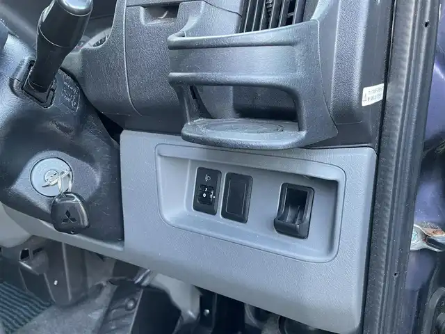 三菱 タウンボックス RX 佐賀県 2011(平23)年 14.2万km ミスティックバイオレットパール 純正HDDナビゲーション/・ワンセグTV/CD/DVD/SD/前方ドライブレコーダー/ETC/両側スライドドア/ヘッドライトレベライザー/前席パワーウィンドウ/純正フロアマット/純正ドアバイザ―/取扱説明書