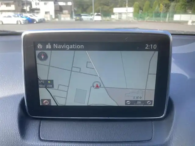 マツダ ＣＸ－３ XD ツーリング 埼玉県 2016(平28)年 9.4万km パール (株)IDOMが運営する【じしゃロン鳩ヶ谷店】の自社ローン専用車両になりますこちらは現金またはオートローンご利用時の価格です。自社ローンご希望の方は別途その旨お申付け下さい/登録時93363km/純正ナビ/　AM/FM/CD/DVD/MSV/BT/フルセグTV/バックカメラ/USB/プッシュスタート/スマートキーx1/革巻きステアリング/ステアリングリモコン/パドルシフト/ヘッドアップディスプレイ/セーフティクルーズパッケージ/　・レーダークルーズコントロール/　・車線逸脱警報システム/　・スマートブレーキサポート/　・ハイビームコントロールシステム/純正18インチAW/LEDヘッドライト/　・オートライト/純正フロアマット/ドアバイザー/電動格納機能付きウインカーミラー/　