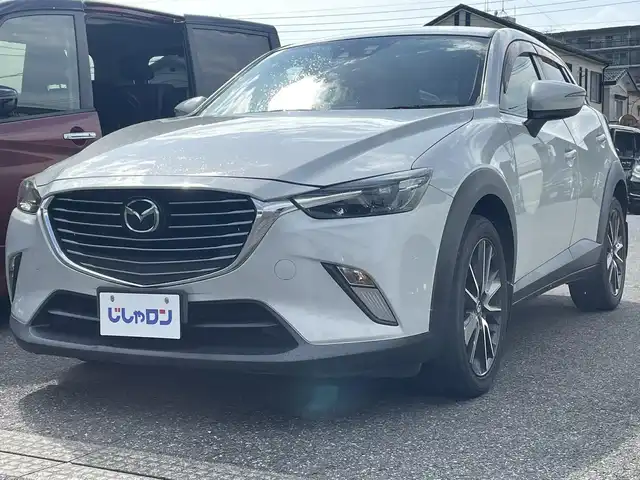 マツダ ＣＸ－３ XD ツーリング 埼玉県 2016(平28)年 9.4万km パール (株)IDOMが運営する【じしゃロン鳩ヶ谷店】の自社ローン専用車両になりますこちらは現金またはオートローンご利用時の価格です。自社ローンご希望の方は別途その旨お申付け下さい/登録時93363km/純正ナビ/　AM/FM/CD/DVD/MSV/BT/フルセグTV/バックカメラ/USB/プッシュスタート/スマートキーx1/革巻きステアリング/ステアリングリモコン/パドルシフト/ヘッドアップディスプレイ/セーフティクルーズパッケージ/　・レーダークルーズコントロール/　・車線逸脱警報システム/　・スマートブレーキサポート/　・ハイビームコントロールシステム/純正18インチAW/LEDヘッドライト/　・オートライト/純正フロアマット/ドアバイザー/電動格納機能付きウインカーミラー/　