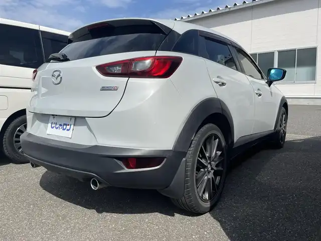 マツダ ＣＸ－３ XD ツーリング 埼玉県 2016(平28)年 9.4万km パール (株)IDOMが運営する【じしゃロン鳩ヶ谷店】の自社ローン専用車両になりますこちらは現金またはオートローンご利用時の価格です。自社ローンご希望の方は別途その旨お申付け下さい/登録時93363km/純正ナビ/　AM/FM/CD/DVD/MSV/BT/フルセグTV/バックカメラ/USB/プッシュスタート/スマートキーx1/革巻きステアリング/ステアリングリモコン/パドルシフト/ヘッドアップディスプレイ/セーフティクルーズパッケージ/　・レーダークルーズコントロール/　・車線逸脱警報システム/　・スマートブレーキサポート/　・ハイビームコントロールシステム/純正18インチAW/LEDヘッドライト/　・オートライト/純正フロアマット/ドアバイザー/電動格納機能付きウインカーミラー/　