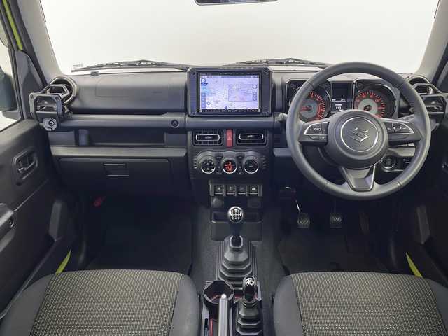 スズキ ジムニー XC 栃木県 2023(令5)年 2.2万km キネティックイエロー/ブラックトップ2トーン 5MT/純正メモリーナビ(Panasonic CN-HZ885)/・Bluetooth/フルセグTV/CD/DVD/SD/AM/FM/スズキセーフティサポート/・デュアルカメラブレーキサポート/・ハイビームアシスト/・車線逸脱警報/・ふらつき警報/・標識認識/ビルトインETC/純正前後ドライブレコーダー/ヒルディセントコントロール/LEDヘッドライト/フォグランプ/プッシュスタート/純正フロアマット(ラバータイプ)/マッドガード/サイド+カーテンエアバッグ/スマートキー×2本