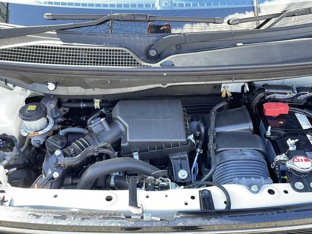 ホンダ Ｎ ＢＯＸ カスタム L ターボ スタイル+ブラック 山口県 2023(令5)年 4.4万km プラチナホワイトパール 純正9インチナビ【LXU-237NBi】/・フルセグテレビ/・CD／DVD/・Bluetooth/・AM/FM/・SD/・MUSIC RACK/・USB/バックカメラ/ETC/前後ドライブレコーダー【DRH-229ND】/両側パワースライドドア/スマートキー/プッシュスタート/電動パーキングブレーキ/USB入力端子×3/シガーソケット/安全装備/・Honda SENSING/　衝突被害軽減ブレーキ/　先行車発進お知らせ機能/　路外逸脱警報機能/　標識認識機能/　ACC/　車線維持支援システム/　誤発進抑制機能/　後方誤発進抑制機能/　近距離衝突被害軽減ブレーキ/・EBD付ABS
