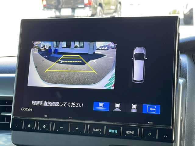 ホンダ Ｎ ＢＯＸ カスタム L ターボ スタイル+ブラック 山口県 2023(令5)年 4.4万km プラチナホワイトパール 純正9インチナビ【LXU-237NBi】/・フルセグテレビ/・CD／DVD/・Bluetooth/・AM/FM/・SD/・MUSIC RACK/・USB/バックカメラ/ETC/前後ドライブレコーダー【DRH-229ND】/両側パワースライドドア/スマートキー/プッシュスタート/電動パーキングブレーキ/USB入力端子×3/シガーソケット/安全装備/・Honda SENSING/　衝突被害軽減ブレーキ/　先行車発進お知らせ機能/　路外逸脱警報機能/　標識認識機能/　ACC/　車線維持支援システム/　誤発進抑制機能/　後方誤発進抑制機能/　近距離衝突被害軽減ブレーキ/・EBD付ABS