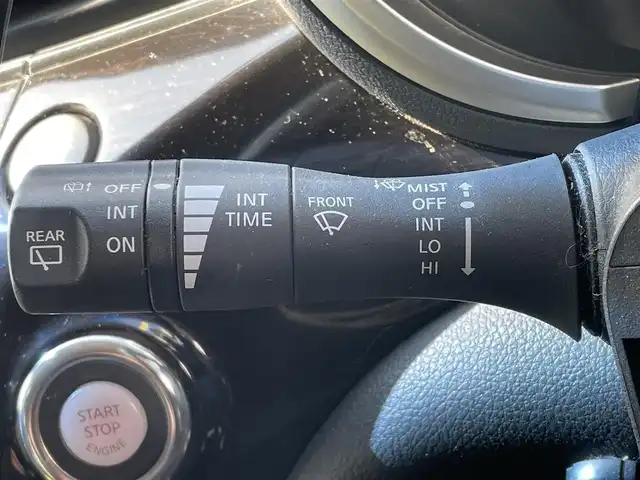 日産 エルグランド 250HWS アーバンクロム 兵庫県 2012(平24)年 10.4万km 白 (株)IDOMが運営する【じしゃロン神戸名谷店】の自社ローン専用車両になりますこちらは現金またはオートローンご利用時の価格です。自社ローンご希望の方は別途その旨お申付け下さい。/純正ナビ/ビルトインETC/Bluetooth/フルセグ/CD/オートライト/スペアキー1本有/フリップダウンモニター/オットマン/ステアリングリモコン/両側パワースライドドア