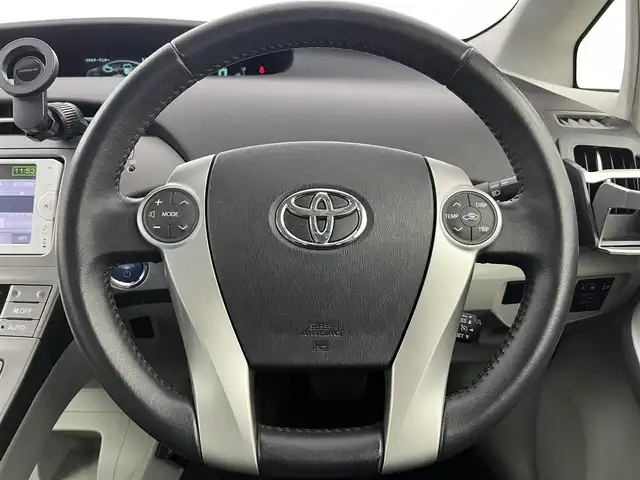 トヨタ プリウス G 大阪府 2014(平26)年 7.6万km ホワイトパールクリスタルシャイン 純正ナビ/　（Bluetooth/CD/DVD）/フルセグTV/バックカメラ/クルーズコントロール/ハーフレザーシート/パワーシート/オートライト/フォグランプ/純正フロアマット/スマートキー/ETC