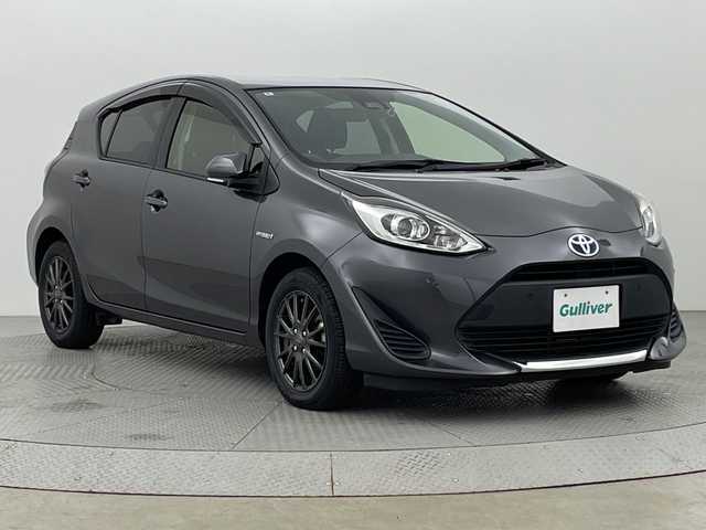 トヨタ アクア S 新潟県 2020(令2)年 3.7万km グレーメタリック プリクラッシュセーフティ/純正SDナビ/　CD/ワンセグTV/Bluetooth/バックカメラ/電格ミラー/ウィンカーミラー/オートハイビーム/レーンディパーチャーアラート/ビルトインETC