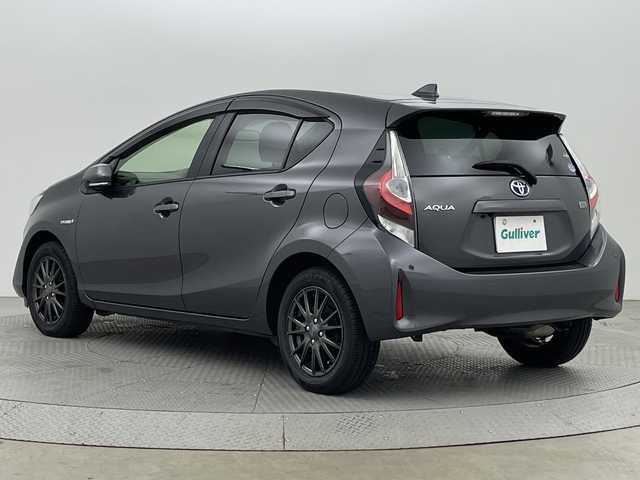 トヨタ アクア S 新潟県 2020(令2)年 3.7万km グレーメタリック プリクラッシュセーフティ/純正SDナビ/　CD/ワンセグTV/Bluetooth/バックカメラ/電格ミラー/ウィンカーミラー/オートハイビーム/レーンディパーチャーアラート/ビルトインETC