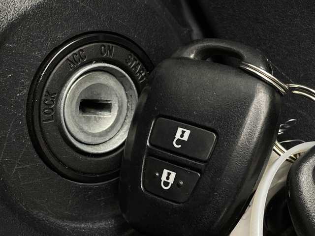 トヨタ アクア S 新潟県 2020(令2)年 3.7万km グレーメタリック プリクラッシュセーフティ/純正SDナビ/　CD/ワンセグTV/Bluetooth/バックカメラ/電格ミラー/ウィンカーミラー/オートハイビーム/レーンディパーチャーアラート/ビルトインETC