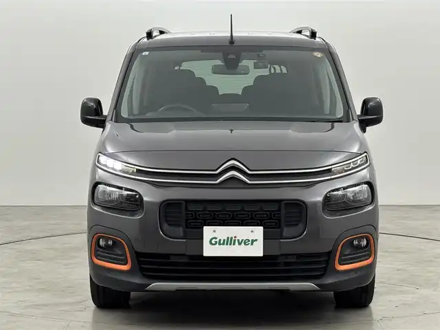 シトロエン シトロエン ベルランゴ ロング シャインブルーHDiXTRパック 福岡県 2023(令5)年 3.6万km グレー 純正ディスプレイオーディオ　/バック／サイドカメラ　/ＥＴＣ　/前方ドライブレコーダー　/クルーズコントロール　/コーナーセンサー　/レーンキープ　/ブラインドスポットモニター　/純正１７インチＡＷ　/ＬＥＤライト　/ルーフレール