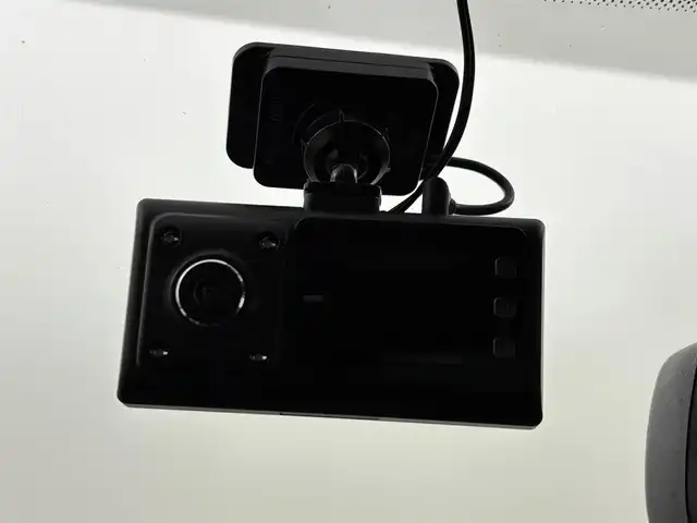 シトロエン シトロエン ベルランゴ ロング シャインブルーHDiXTRパック 福岡県 2023(令5)年 3.6万km グレー 純正ディスプレイオーディオ　/バック／サイドカメラ　/ＥＴＣ　/前方ドライブレコーダー　/クルーズコントロール　/コーナーセンサー　/レーンキープ　/ブラインドスポットモニター　/純正１７インチＡＷ　/ＬＥＤライト　/ルーフレール