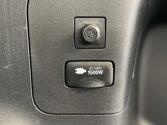 トヨタ プリウス α S 茨城県 2015(平27)年 7.5万km グレーメタリック ワンオーナー　純正ナビ　フルセグＴＶ　バックモニター　ビルトインＥＴＣ　ＬＥＤライト　純正１６インチアルミホイール　オートライト　横滑り防止装置　スマートキ―　アイドリングストップ　純正フロアマット