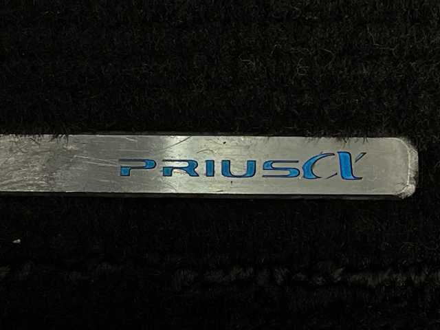 トヨタ プリウス α S 茨城県 2015(平27)年 7.5万km グレーメタリック ワンオーナー　純正ナビ　フルセグＴＶ　バックモニター　ビルトインＥＴＣ　ＬＥＤライト　純正１６インチアルミホイール　オートライト　横滑り防止装置　スマートキ―　アイドリングストップ　純正フロアマット