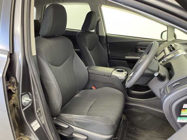 トヨタ プリウス α S 茨城県 2015(平27)年 7.5万km グレーメタリック ワンオーナー　純正ナビ　フルセグＴＶ　バックモニター　ビルトインＥＴＣ　ＬＥＤライト　純正１６インチアルミホイール　オートライト　横滑り防止装置　スマートキ―　アイドリングストップ　純正フロアマット