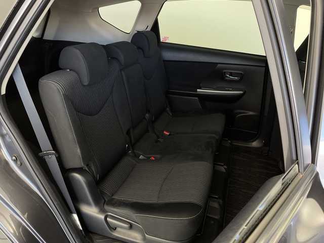 トヨタ プリウス α S 茨城県 2015(平27)年 7.5万km グレーメタリック ワンオーナー　純正ナビ　フルセグＴＶ　バックモニター　ビルトインＥＴＣ　ＬＥＤライト　純正１６インチアルミホイール　オートライト　横滑り防止装置　スマートキ―　アイドリングストップ　純正フロアマット