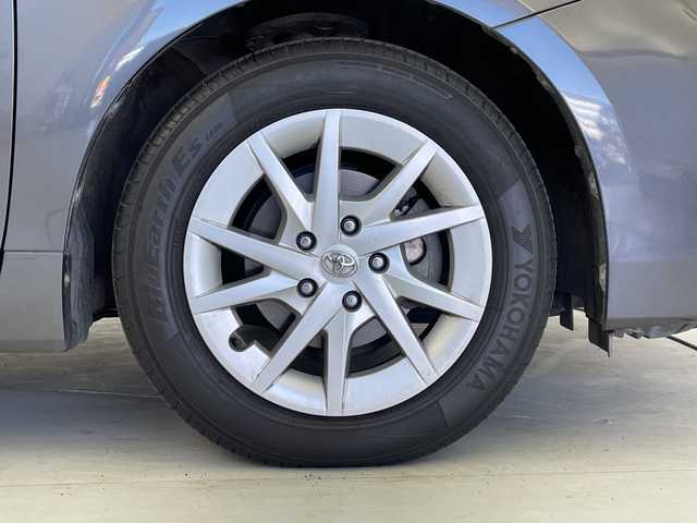 トヨタ プリウス α S 茨城県 2015(平27)年 7.5万km グレーメタリック ワンオーナー　純正ナビ　フルセグＴＶ　バックモニター　ビルトインＥＴＣ　ＬＥＤライト　純正１６インチアルミホイール　オートライト　横滑り防止装置　スマートキ―　アイドリングストップ　純正フロアマット