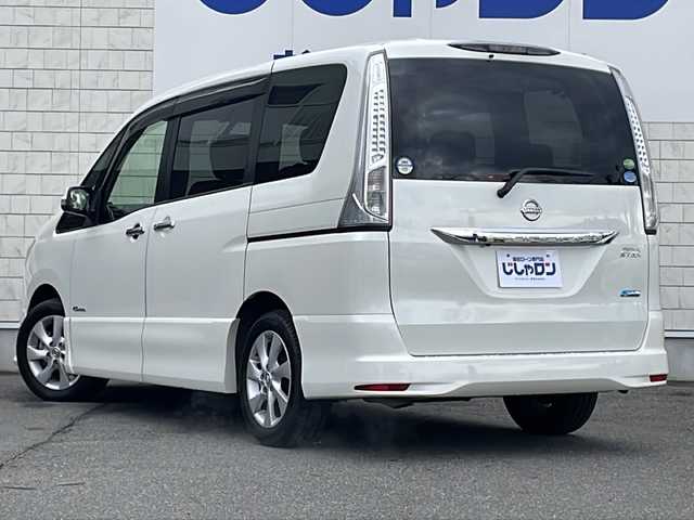 日産 セレナ ハイウェイスター S HV Vエアロ 山口県 2013(平25)年 7.2万km ブリリアントホワイトパール (株)IDOMが運営する【じしゃロン宇部店】の自社ローン専用車両になります。こちらは現金またはオートローンご利用時の価格です。自社ローンご希望の方は別途その旨お申付け下さい。/純正ナビ/両側パワースライド