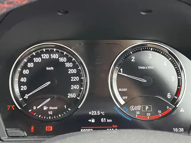 ＢＭＷ １１８ｄ スポーツ 千葉県 2018(平30)年 6.6万km アルピンホワイトⅢ 純正HDDナビ/CD/DVD/BT/ミュージックサーバー/バックカメラ/ETC/ドライブレコーダー/衝突被害軽減ブレーキ/レーンキープアシスト/クルーズコントロール/シートヒーター /ステアリングスイッチ/コーナーセンサー/スマートキー/プッシュスタート/LEDヘッドライト/オートライト/フォグランプ/純正16インチアルミホイール/純正16インチAW冬タイヤ車載
