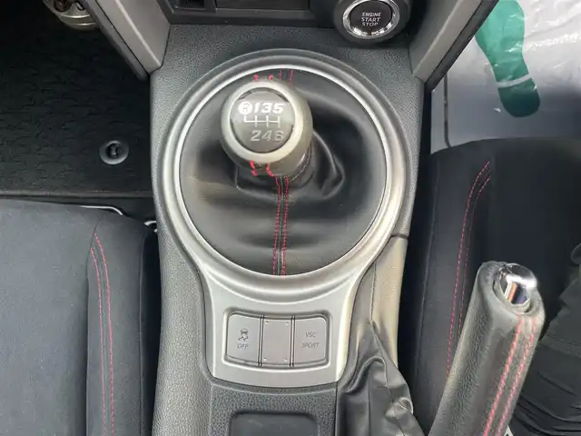 トヨタ ８６ GT 神奈川県 2014(平26)年 4.7万km パール