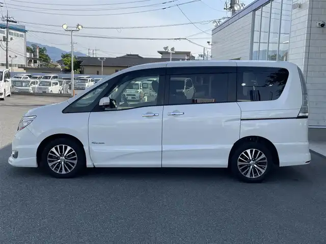 日産 セレナ HWS S HV Vセレ +SeftyⅡ 山梨県 2016(平28)年 8.8万km ブリリアントホワイトパール (株)IDOMが運営する【じしゃロン甲府店】の自社ローン専用車両になります。/こちらは現金またはオートローンご利用時の価格です。自社ローンご希望の方は別途その旨お申付け下さい/アラウンドビューモニター/純正エアロ/７型ＳＤナビ/Ｂｌｕｅｔｏｏｔｈ接続/ドライブレコーダー/クルーズコントロール/スマートキー/プッシュスタート/コーナーセンサー/パーキングアシスト/保証書取説