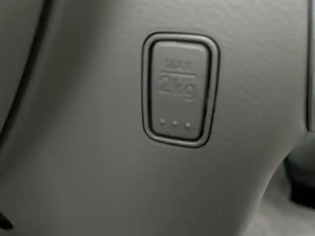 スズキ エブリィ ワゴン PZターボ 佐賀県 2018(平30)年 4万km ムーンライトバイオレットPM ワンオーナー/ターボ/衝突軽減ブレーキ/横滑り防止装置/社外メモリーナビ/・フルセグTV/BT/CD/D/片側パワースライドドア/純正14インチAW/HIDヘッドライト/オートライト/フォグランプ/ステアリングスイッチ/電動格納ミラー/ドアバイザー/スペアキー×１/取扱説明書/保証書