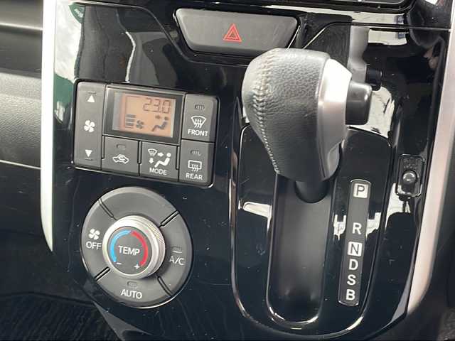 ダイハツ タント カスタム RS SA 青森県 2013(平25)年 7.2万km パールホワイトⅢ 4WD・ターボ/純正メモリナビ・フルセグTV/CD・DVD・SD・Bluetooth/バックカメラ/両側パワースライドドア/スマートアシスト/衝突軽減ブレーキ/誤発進抑制機能/先行車発進お知らせ機能/前後ドライブレコーダー/ETC/LEDヘッドライト/フォグランプ/純正15インチアルミ/スマートキー/プッシュスタート