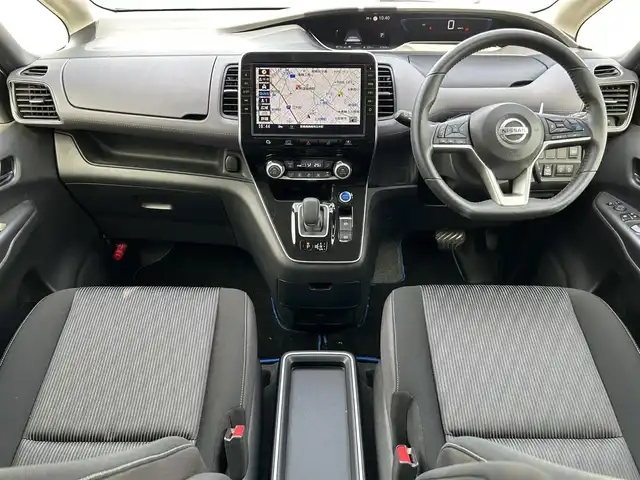 日産 セレナ e－パワー ハイウェイスター V 群馬県 2020(令2)年 5.8万km ブリリアントホワイトパール 2トーン セーフティパックB/純正10型ナビ/CD・DVD・BD・USB/SD・BT・フルセグTV/両側パワースライドドア/プロパイロット/アラウンドビューモニター/純正ドライブレコーダー/ビルトインETC/横滑り防止装置/レーンキープアシスト/衝突軽減ブレーキ/アイドリングストップ/LEDヘッドライト/純正アルミホイール/純正フロアマット/取説・保証書/スマートキー×2