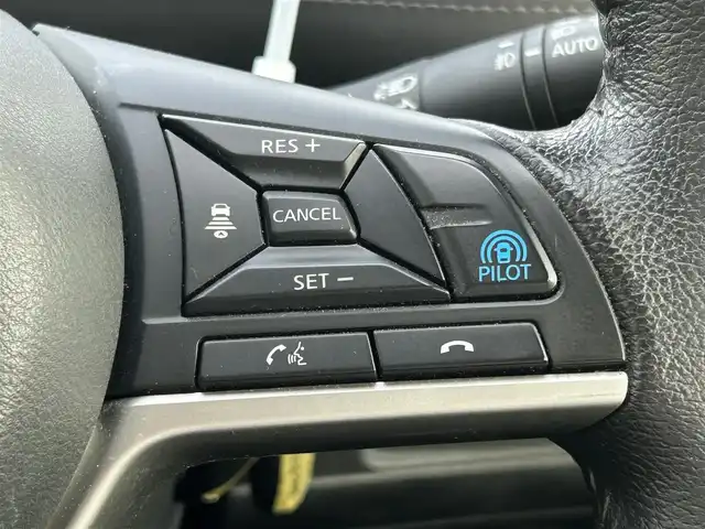 日産 セレナ e－パワー ハイウェイスター V 群馬県 2020(令2)年 5.8万km ブリリアントホワイトパール 2トーン セーフティパックB/純正10型ナビ/CD・DVD・BD・USB/SD・BT・フルセグTV/両側パワースライドドア/プロパイロット/アラウンドビューモニター/純正ドライブレコーダー/ビルトインETC/横滑り防止装置/レーンキープアシスト/衝突軽減ブレーキ/アイドリングストップ/LEDヘッドライト/純正アルミホイール/純正フロアマット/取説・保証書/スマートキー×2