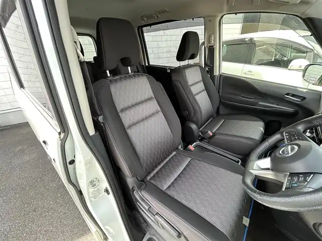 日産 セレナ e－パワー ハイウェイスター V 群馬県 2020(令2)年 5.8万km ブリリアントホワイトパール 2トーン セーフティパックB/純正10型ナビ/CD・DVD・BD・USB/SD・BT・フルセグTV/両側パワースライドドア/プロパイロット/アラウンドビューモニター/純正ドライブレコーダー/ビルトインETC/横滑り防止装置/レーンキープアシスト/衝突軽減ブレーキ/アイドリングストップ/LEDヘッドライト/純正アルミホイール/純正フロアマット/取説・保証書/スマートキー×2