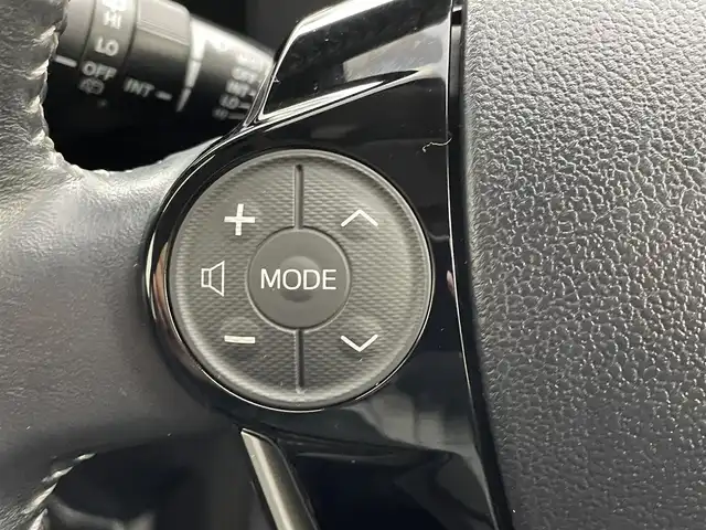 トヨタ アクア クロスオーバー 茨城県 2018(平30)年 1.6万km グレーメタリック 社外ナビ（CN-AS300D）/フルセグTV/Bluetooth/バックカメラ/寒冷地仕様/ハーフレザーシート/レーンアシスト/衝突軽減ブレーキ/横滑り防止装置/電格ミラー/ステアリングリモコン/フロントフォグランプ