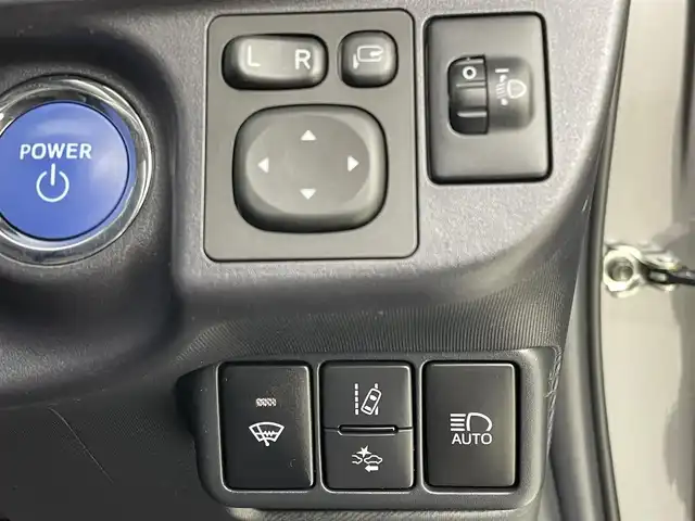 トヨタ アクア クロスオーバー 茨城県 2018(平30)年 1.6万km グレーメタリック 社外ナビ（CN-AS300D）/フルセグTV/Bluetooth/バックカメラ/寒冷地仕様/ハーフレザーシート/レーンアシスト/衝突軽減ブレーキ/横滑り防止装置/電格ミラー/ステアリングリモコン/フロントフォグランプ