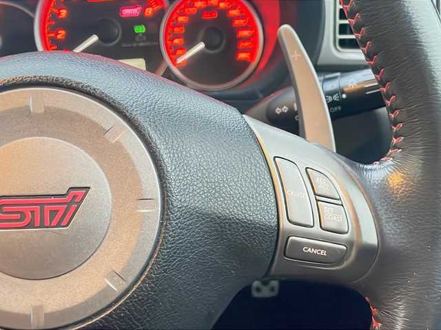 スバル インプレッサ ＷＲＸ STI A－Line タイプS 埼玉県 2010(平22)年 12.1万km サテンホワイトパール ４ＷＤ＆ターボ/ハーフレザーシート/運転席パワーシート/ＥＴＣ/前方ドライブレコーダー/クルーズコントロール/革巻きステアリング/パドルシフト/純正エアロ/純正１８inアルミホイール/ＨＩＤライト/フォグランプ/ウィンカーミラー/電動格納ミラー/スマートキー/プッシュスタート/Ｗ＆サイド＆カーテンエアバッグ/横滑り防止装置/ＡＢＳ/ドアバイザー/フロアマット/新車保証書/取扱説明書/スマートスペアキー有