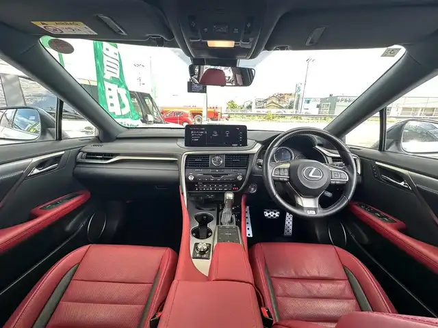 レクサス ＲＸ 300 Fスポーツ 愛知県 2022(令4)年 1.7万km ホワイトノーヴァガラスフレーク ワンオーナー/メモリナビ/フルセグテレビ/バックカメラ/ブラインドスポットモニター/リアくろストラフィックアラート/ヘッドアップディスプレイ/パワーシート/レザーシート/シートヒーター/エアシート/シートメモリー/ステアリングスイッチ/ステアリングヒーター/アイドリングストップ/ウィンカーミラー/レーダークルーズコントロール/電動パーキングブレーキ/オートマチックハイビーム/前後コーナーセンサー/レーンキープアシスト/サンルーフ/後席シェード/プッシュスタート/パワーバックドア/ビルトイン2.0ETC/保証書/取扱説明書/スマートキー2本